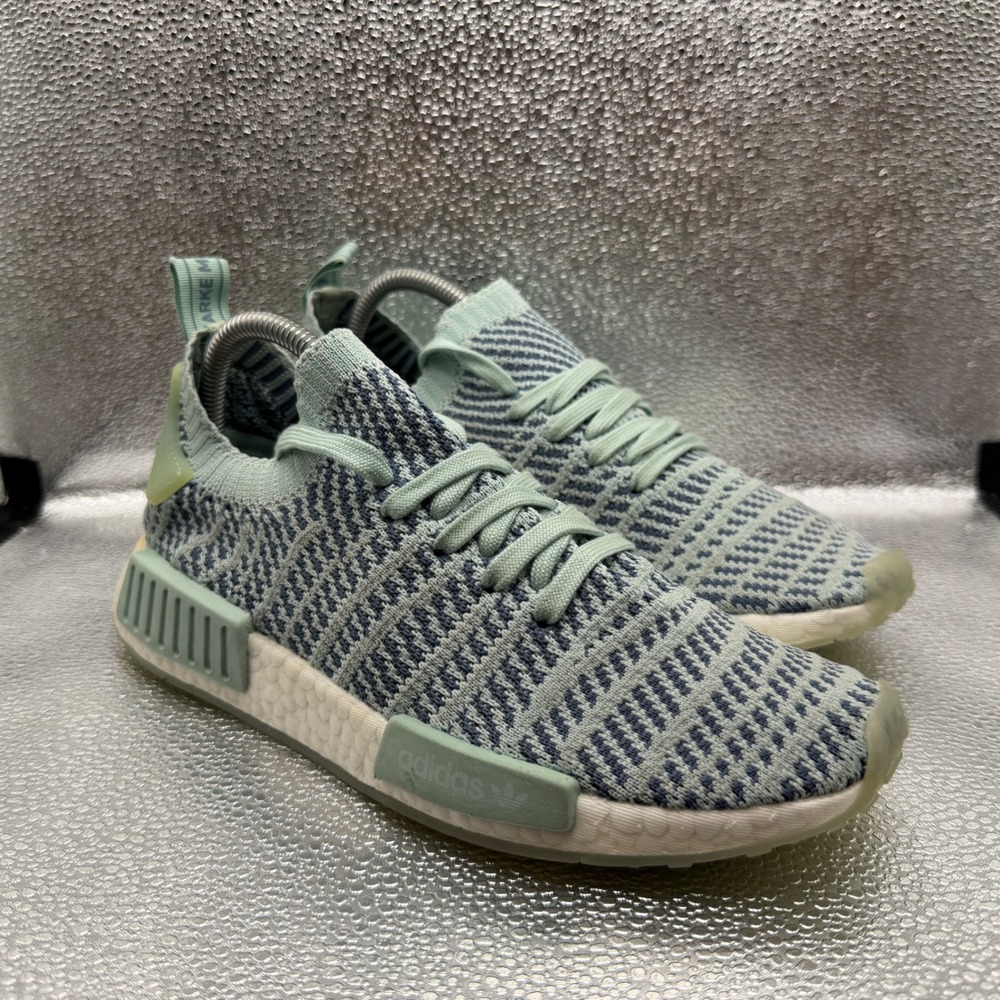 Size 9 Adidas NMD R1 Primeknit Sneakers Womens Sea Crystal Good CQ2031
